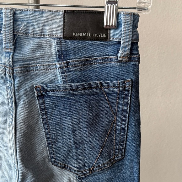 Kendall & Kylie Denim - KENDALL + KYLIE Ultra Babe Skinny Jeans Size 3/26